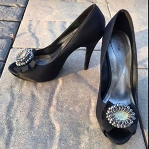 Apt 9 Black Satin Heels w/ Silver Jewel Accent!
